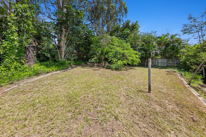 Photo - 17 Burrumbeet Street, Petrie QLD 4502 - Image 18