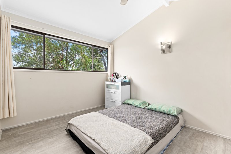 Photo - 17 Byambee Street, Kenmore QLD 4069 - Image 8