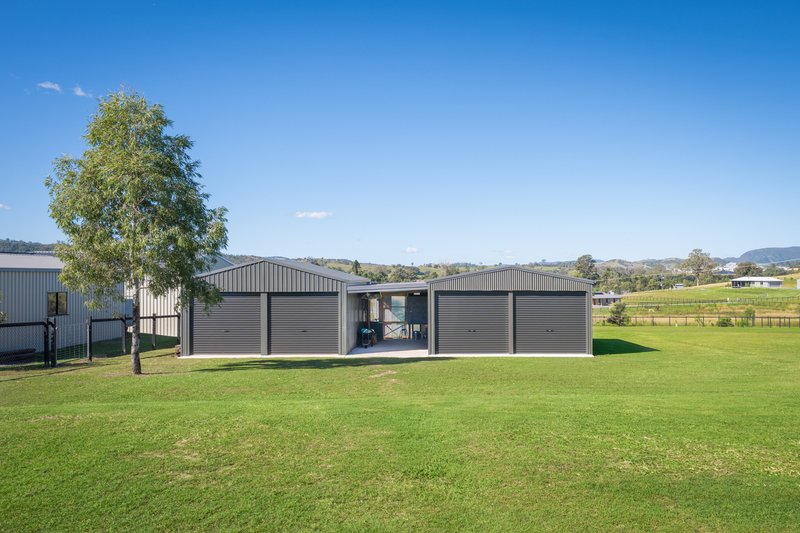 Photo - 17 Caballo Way, Winya QLD 4515 - Image 6