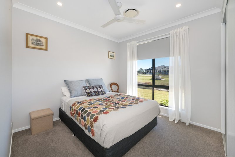 Photo - 17 Caballo Way, Winya QLD 4515 - Image 17