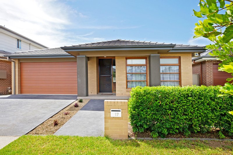 17 Cabarita Way, Jordan Springs NSW 2747