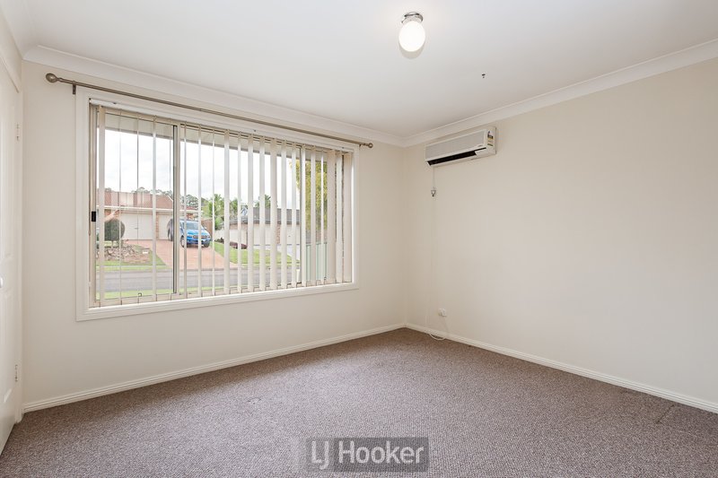 Photo - 17 Calancra Avenue, Cameron Park NSW 2285 - Image 8