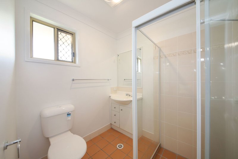 Photo - 17 Calrossy Street, Boondall QLD 4034 - Image 7