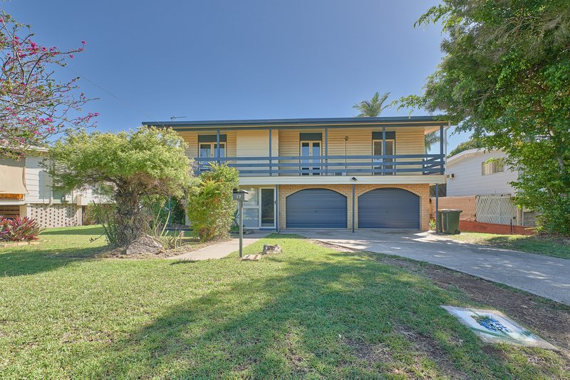 Photo - 17 Campbell Street, Clinton QLD 4680 - Image 3