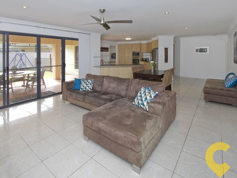 Photo - 17 Campbellville Circuit, Pelican Waters QLD 4551 - Image 11