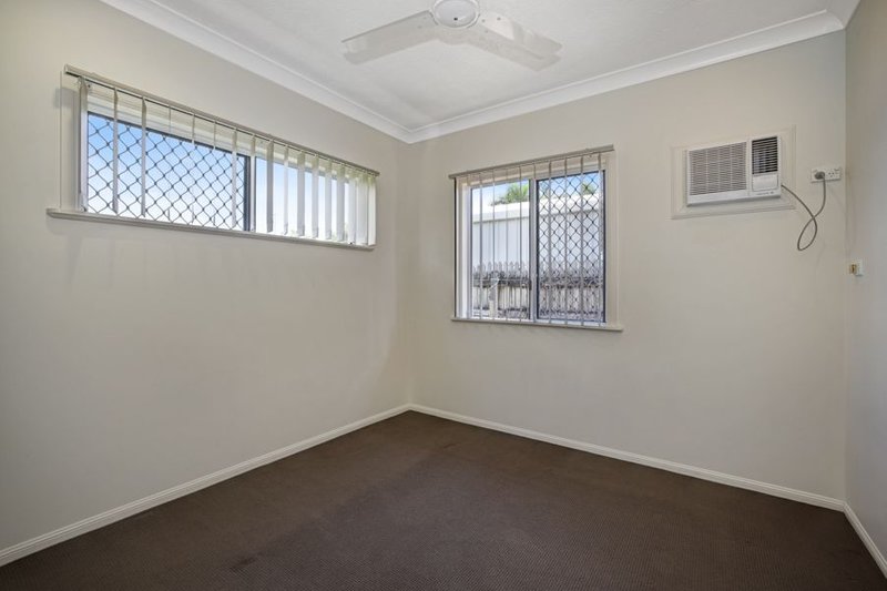 Photo - 17 Campion Circle, Kirwan QLD 4817 - Image 7