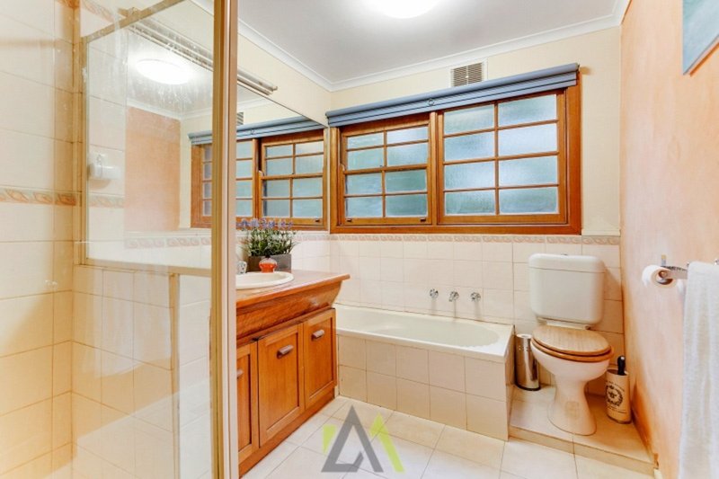 Photo - 17 Canadian Bay Road, Mount Eliza VIC 3930 - Image 16