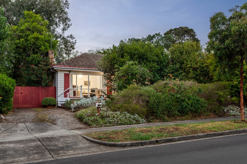 Photo - 17 Canora Street, Blackburn South VIC 3130 - Image 1