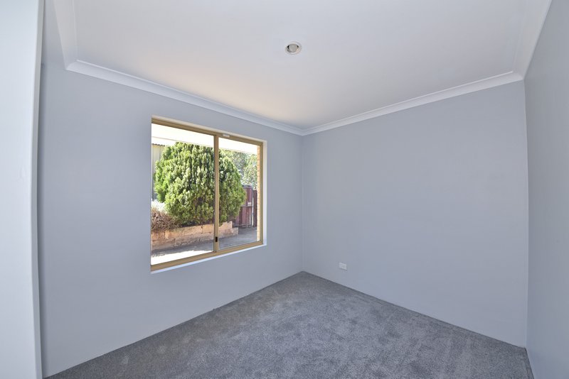 Photo - 17 Carberry Square, Clarkson WA 6030 - Image 16