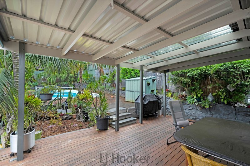 Photo - 17 Carlisle Row, Fishing Point NSW 2283 - Image 3
