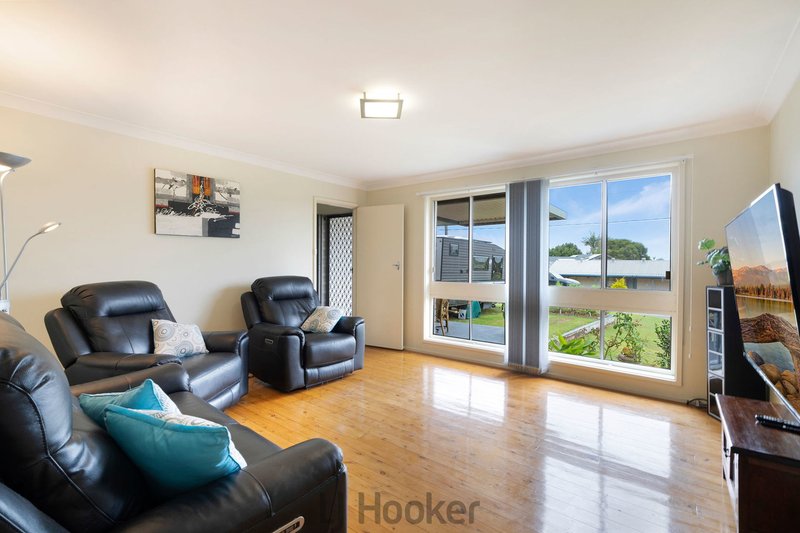 Photo - 17 Carlisle Row, Fishing Point NSW 2283 - Image 5