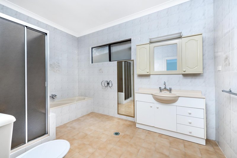 Photo - 17 Carlisle Street, Ashfield NSW 2131 - Image 5