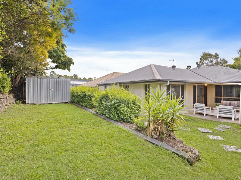 Photo - 17 Carmarthen Circuit, Pacific Pines QLD 4211 - Image 10