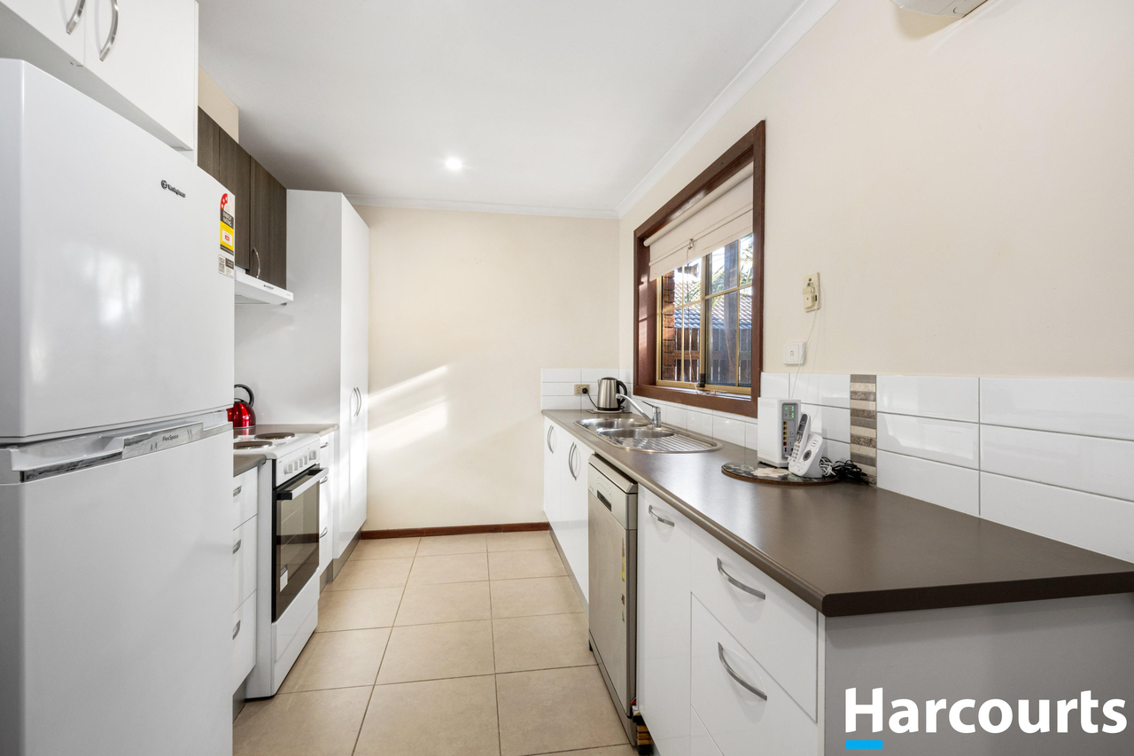 1/7 Carolanne Drive, Drysdale, VIC 3222 - Image 1