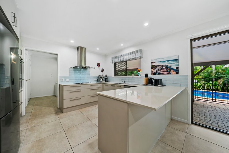 Photo - 17 Carramar Street, Tewantin QLD 4565 - Image 7