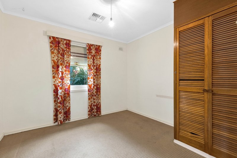 Photo - 17 Castle Road, Christies Beach SA 5165 - Image 6