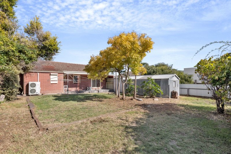 Photo - 17 Castle Road, Christies Beach SA 5165 - Image 9