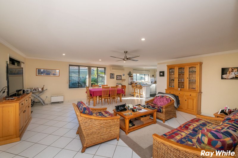 Photo - 17 Cedar Grove, Forster NSW 2428 - Image 3