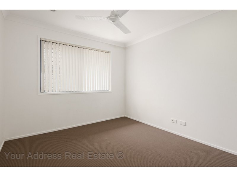 Photo - 17 Cedarwood Street, Berrinba QLD 4117 - Image 8