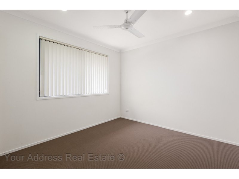 Photo - 17 Cedarwood Street, Berrinba QLD 4117 - Image 9