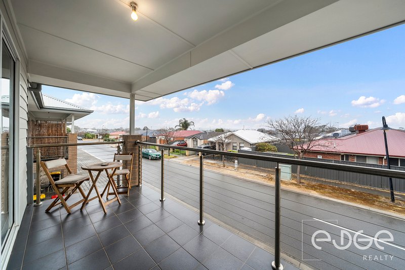 Photo - 17 Centenary Circuit, Andrews Farm SA 5114 - Image 4