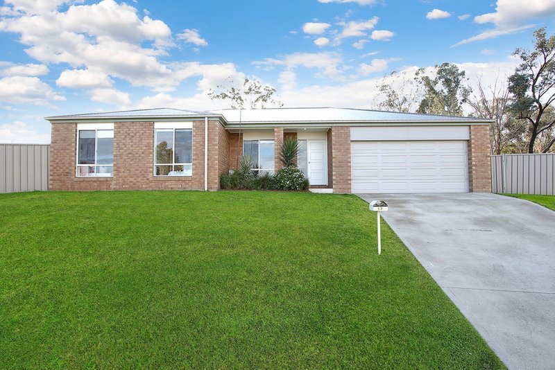 17 Chafia Place, Springdale Heights NSW 2641