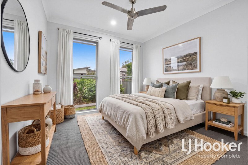 Photo - 17 Chalk Street, Yarrabilba QLD 4207 - Image 9