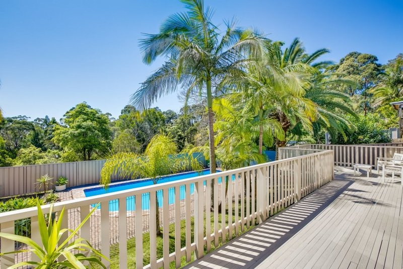 Photo - 17 Chester Place, Narraweena NSW 2099 - Image 6