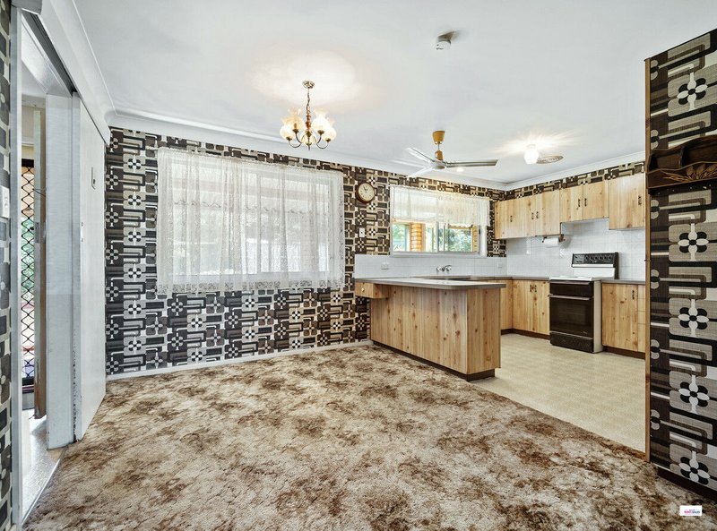 Photo - 17 Chilcote Street, North Toowoomba QLD 4350 - Image 4