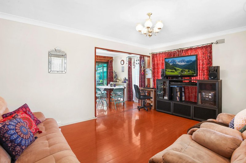 Photo - 17 Chisholm Street, Shellharbour NSW 2529 - Image 5