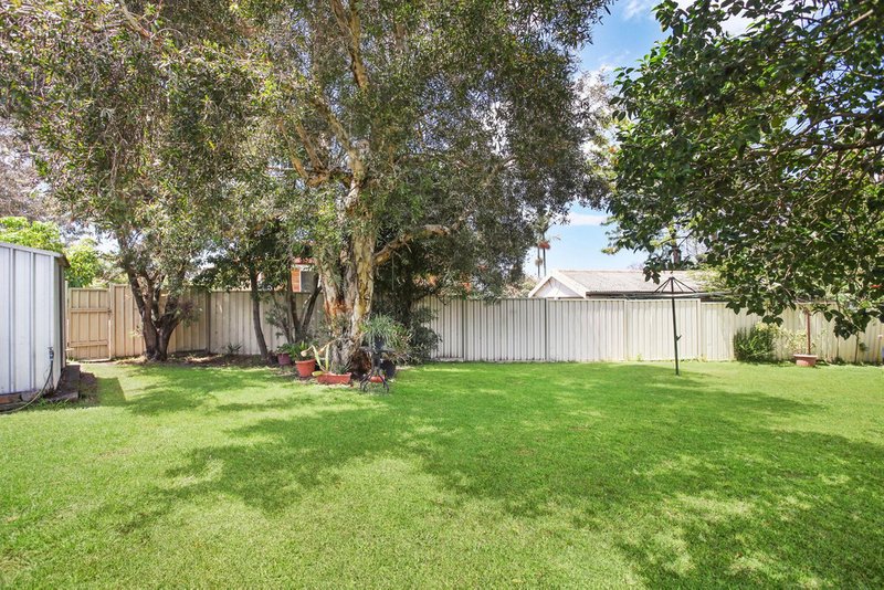 Photo - 17 Chisholm Street, Shellharbour NSW 2529 - Image 7