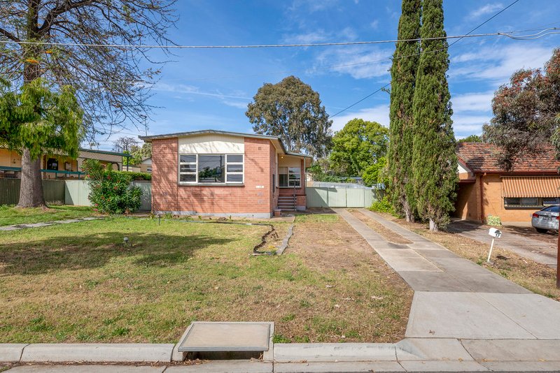 17 Chrysler Drive, Holden Hill SA 5088