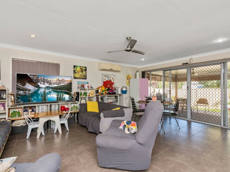 Photo - 17 Cielo Lane, Coomera QLD 4209 - Image 4