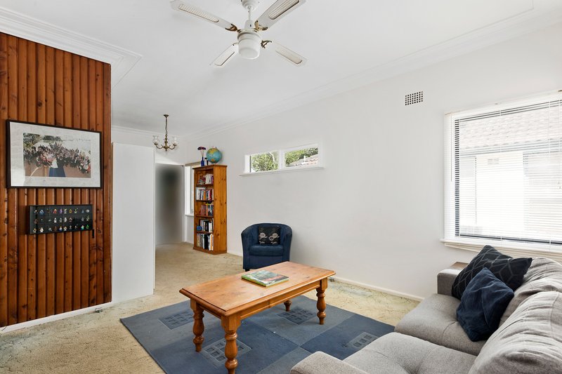 Photo - 17 Claudare Street, Collaroy Plateau NSW 2097 - Image 4