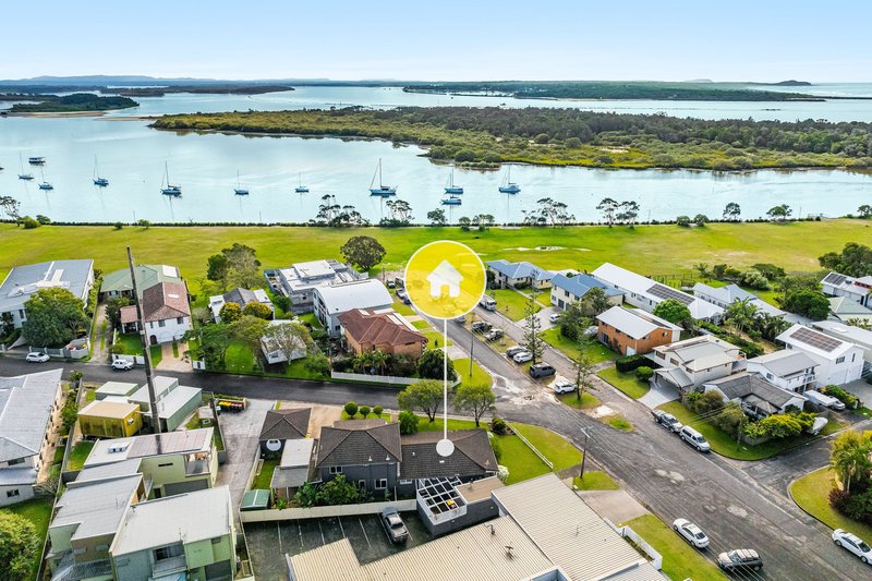 Photo - 1/7 Claude Street, Yamba NSW 2464 - Image 1