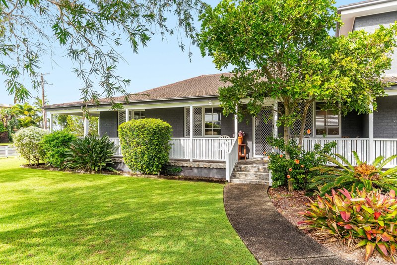 Photo - 1/7 Claude Street, Yamba NSW 2464 - Image 2