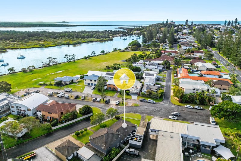 Photo - 1/7 Claude Street, Yamba NSW 2464 - Image 9