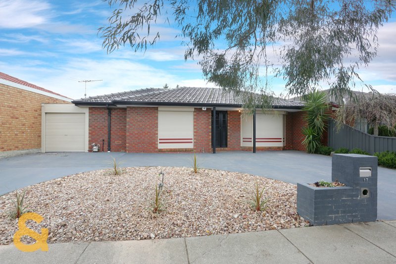 Photo - 17 Cleeland Court, Roxburgh Park VIC 3064 - Image 10