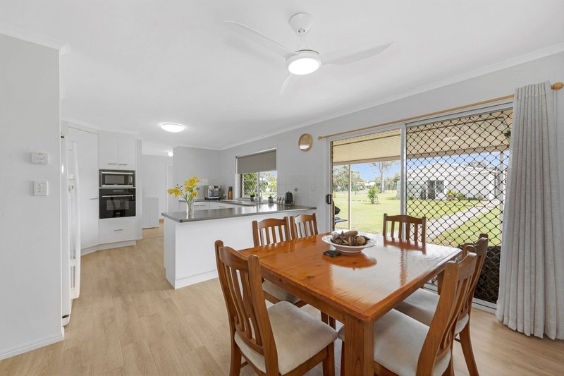 Photo - 17 Clydesdale Avenue, Branyan QLD 4670 - Image 8