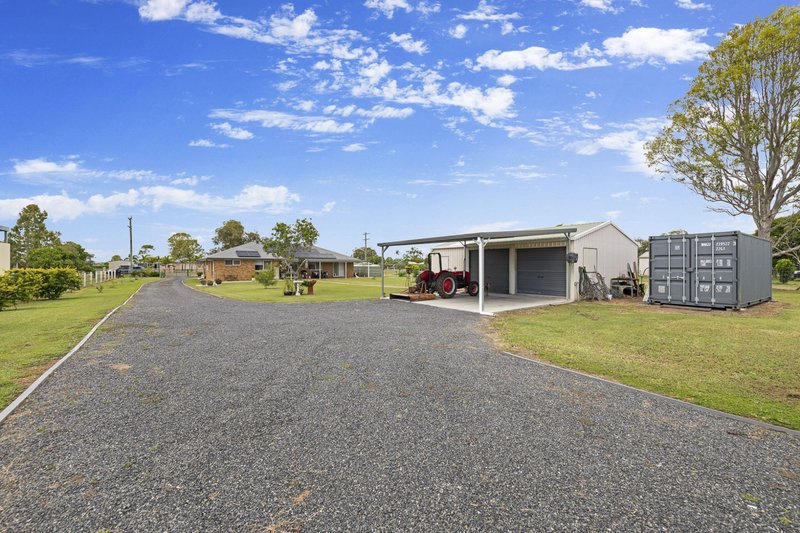 Photo - 17 Clydesdale Avenue, Branyan QLD 4670 - Image 17