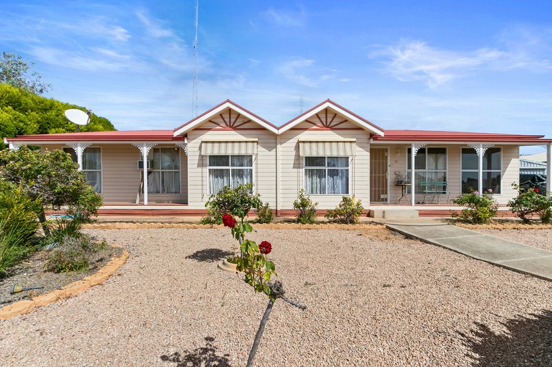 17 Coast Road, Moonta Bay SA 5558