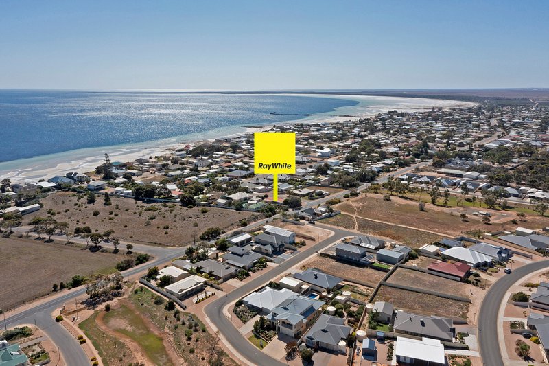 Photo - 17 Coast Road, Moonta Bay SA 5558 - Image 3