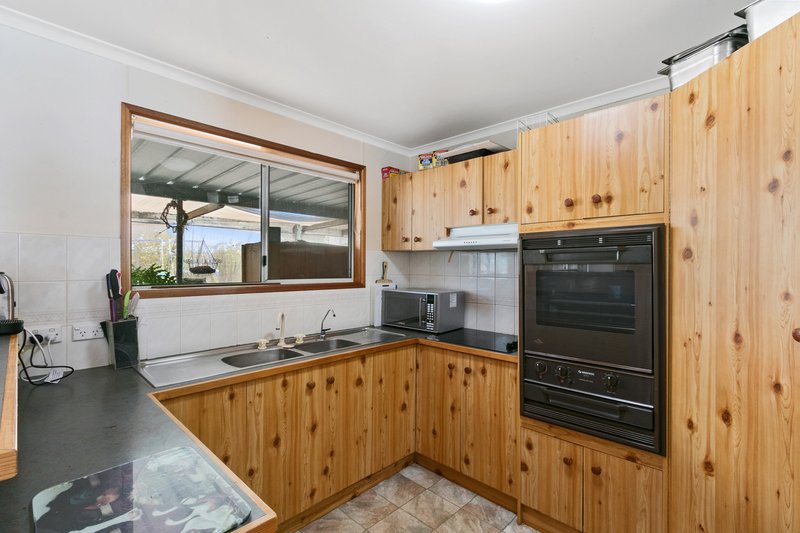 Photo - 17 Coast Road, Moonta Bay SA 5558 - Image 6