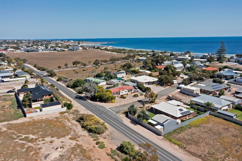 Photo - 17 Coast Road, Moonta Bay SA 5558 - Image 24