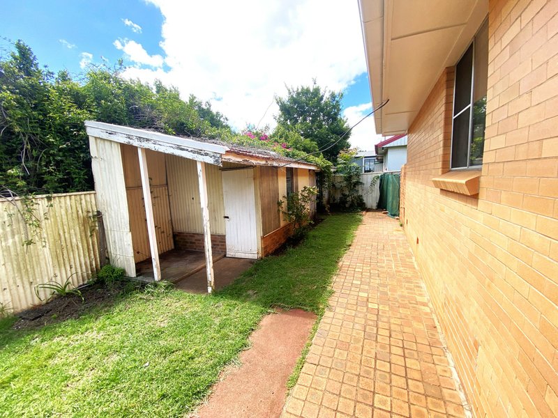 Photo - 17 Cohoe Street, East Toowoomba QLD 4350 - Image 16