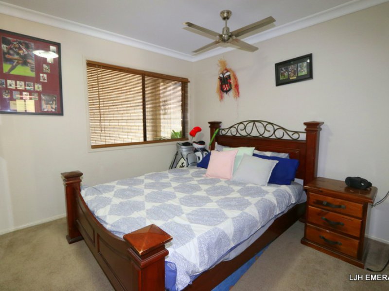 Photo - 17 Coldstream Street, Emerald QLD 4720 - Image 12