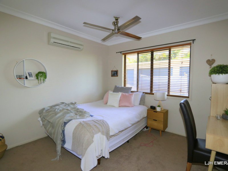 Photo - 17 Coldstream Street, Emerald QLD 4720 - Image 13