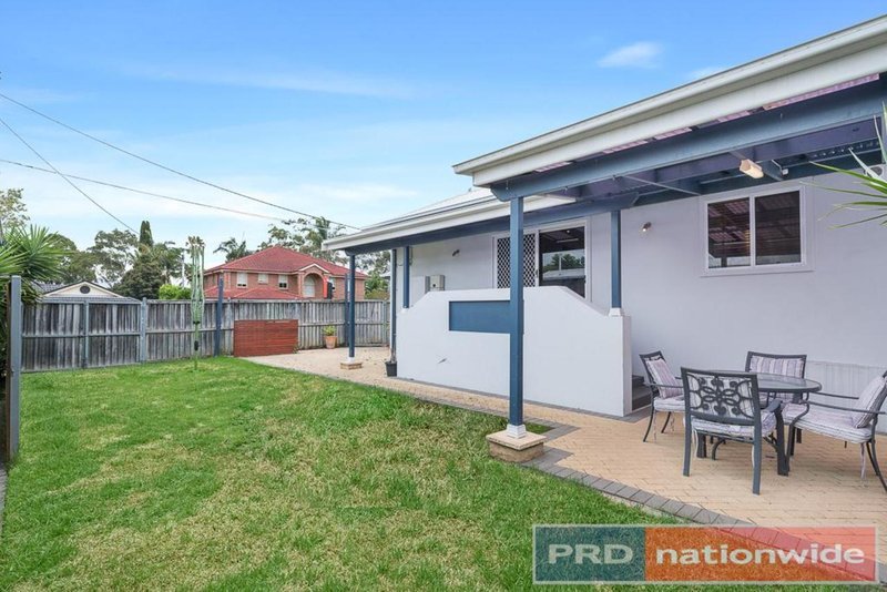 Photo - 17 Colleen Avenue, Picnic Point NSW 2213 - Image 6