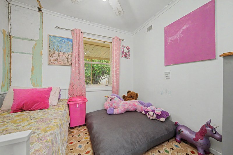 Photo - 17 Collins Street, Elizabeth Downs SA 5113 - Image 9