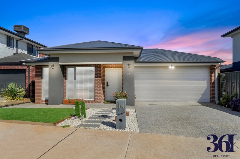 Photo - 17 Colosseum Drive, Strathtulloh VIC 3338 - Image 2